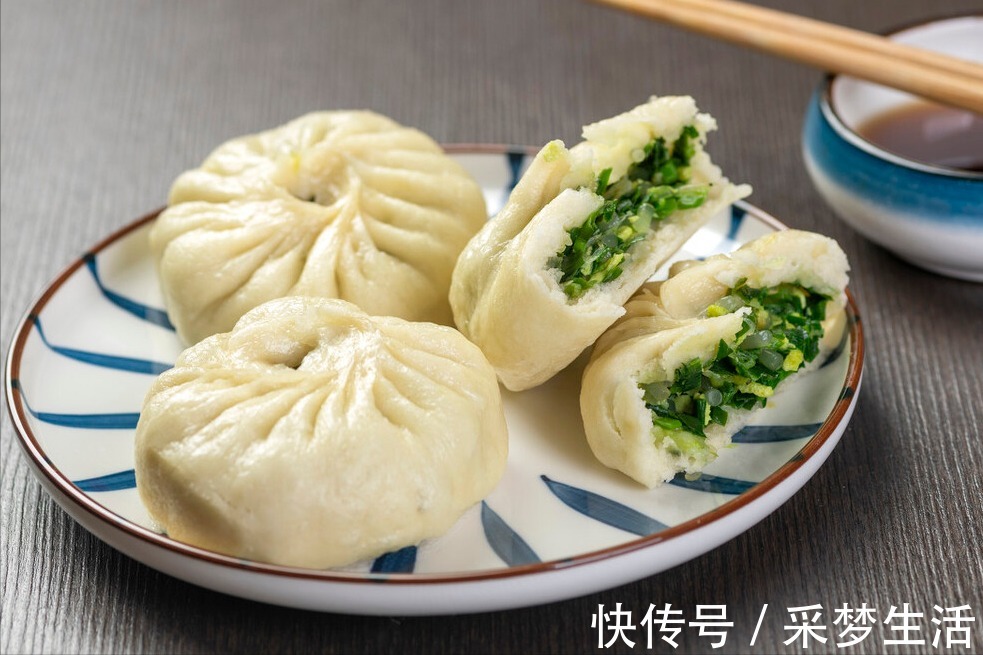 鲜嫩|蒸包子,万不可直接上锅蒸,牢记3个诀窍,包子鲜嫩松软,不塌陷
