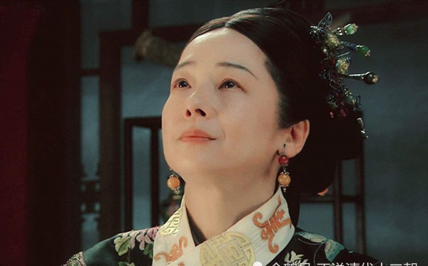 宫女|慈禧太后洗澡有多讲究：8个宫女、100条毛巾，还有一条迷信规矩