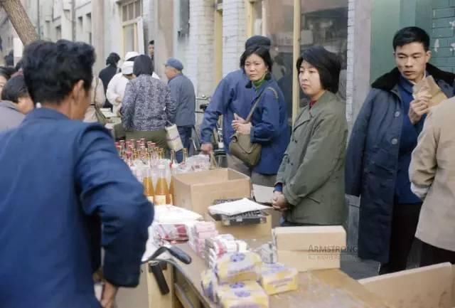 38年前一对美国夫妻，随手拍的中国旅游照，看哭了所有人……