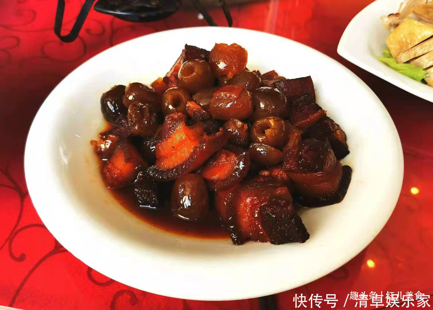 盐水鸭|花了688的聚餐宴，婆婆说200块钱都不值，网友：太便宜了