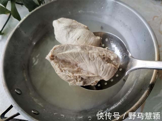 鸡肉超好吃的做法，不炸也不炖，元旦家宴做一盘，保证受欢迎