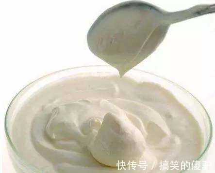 变胖|买酸奶不会看这几个字,别人喝酸奶减肥,你变胖