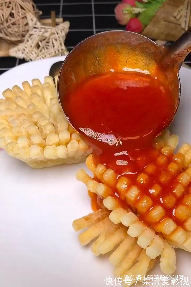 土豆|土豆加番茄,“双C”齐下,吃出正能量,活出年轻味儿!