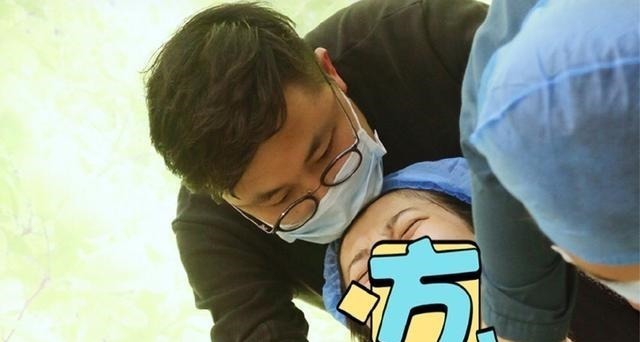 告诉我|7.2斤男宝宝出生了,分享我在水中分娩的特殊经历!