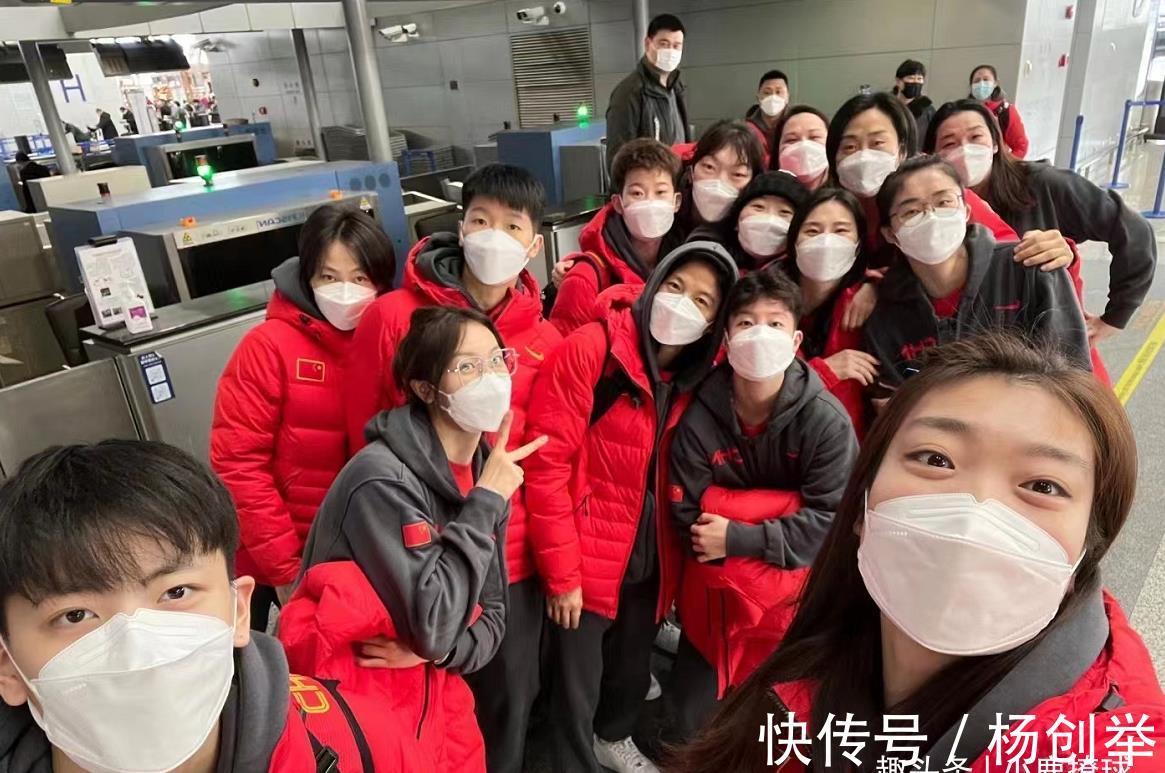 姚明|CCTV5直播!中国女篮冲击世预赛开门红,双塔优势明显,姚明督战