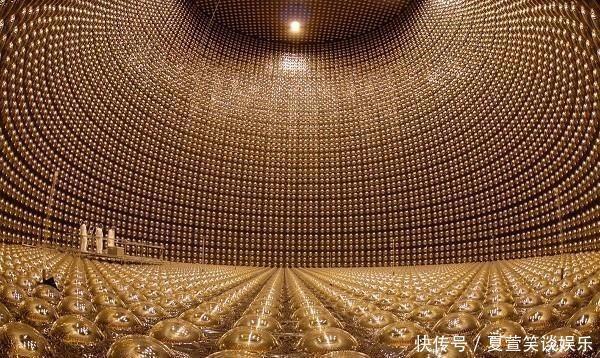 引力波 日本在地下1000米,储存了5万吨超纯水,他们在找什么