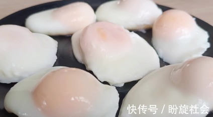 口诀|煮荷包蛋，学会“212”口诀，鸡蛋完整嫩滑，不起沫不粘锅