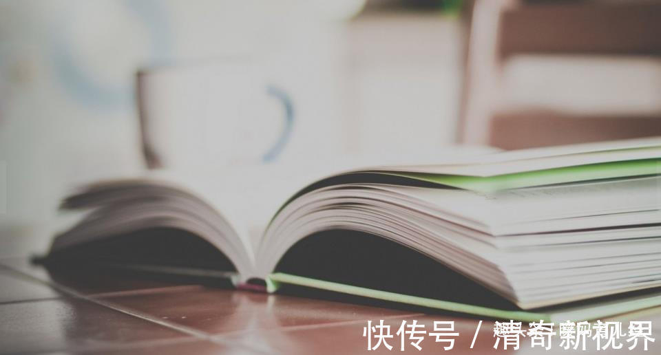 幼儿园|幼儿园放学,两个孩子始终无人认领,直到最后亲妈才认出孩子