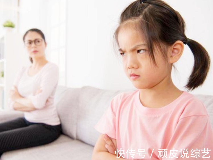 心理学|孩子被吼后,是顶嘴还是沉默暗示了长大的性格,影响孩子一生