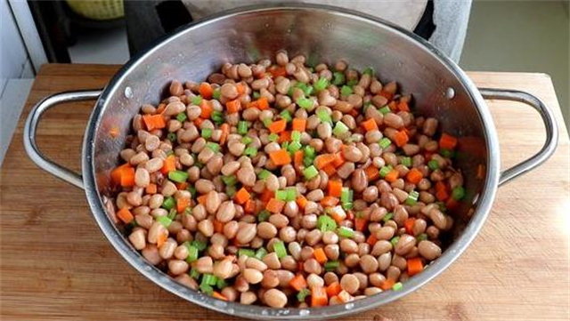 饭店|饭店的五香花生米为啥那么好吃?做法诀窍告诉你,原来如此简单