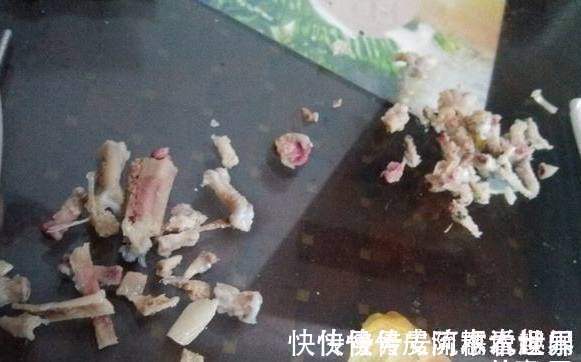 这3种“垃圾”别扔,丢在花盆里,花卉跟“打鸡血”一样蹭蹭长