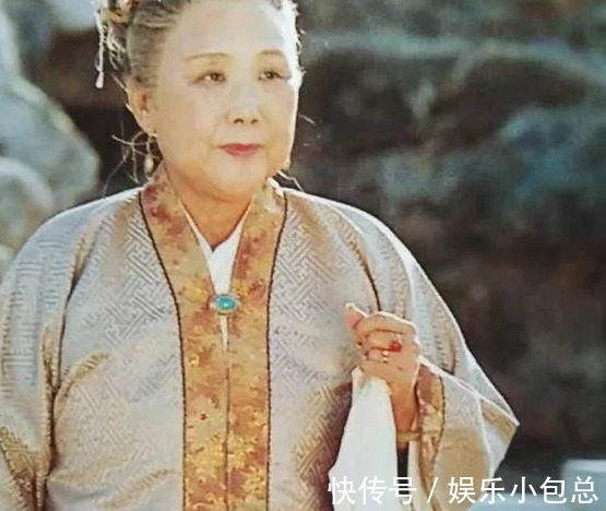 张道士&薛宝钗的红麝串另有玄机,其中隐藏着,荣国府和薛姨妈的宅斗过招