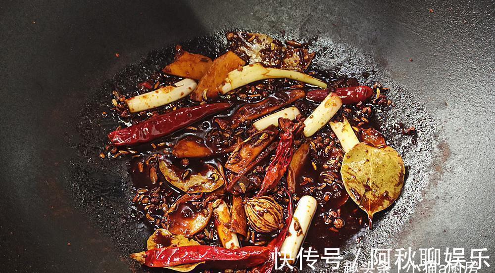 你们喜欢吃卤味吗？中秋节动手做一个卤味拼盘吧！用来配啤酒最棒