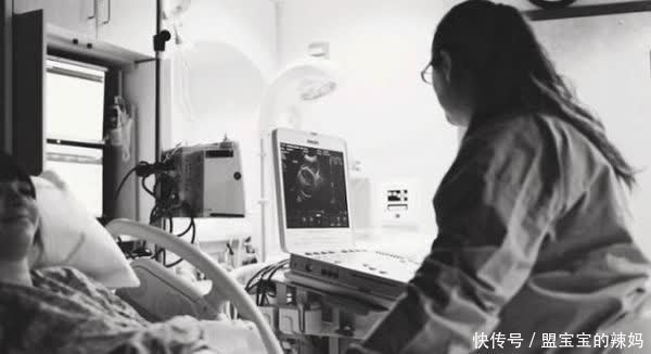 孕妇产前入院,突然孩子的脚露出来了,医生非常生气