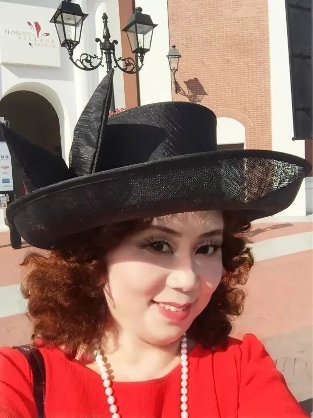 美国世界艺术家协会!艺术家毕丽国画作品赏析