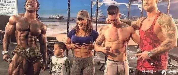 深蹲|他痴迷深蹲10年, 练成“无敌牛蛙腿霸”