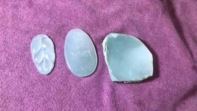 入手|美女坚持入手的满裂翡翠原石,3刀切下去,货主瞬间不敢说话了