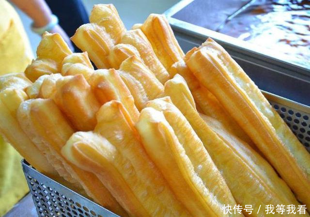 有糖尿病的人,早餐牢记“3吃3不吃”,或能助你轻松控制好血糖