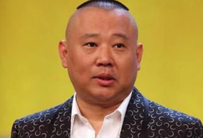 |范伟大加赞赏郭德纲,坦言他是懂幽默的人,郭德纲的包袱很高级!