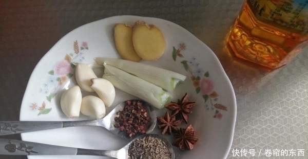 用到|都说我拌的凉菜比别人家的好吃,却不知道我用到了神秘料油