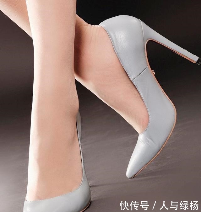 优雅|细跟高跟鞋拉长腿部线条,给女性带来独一无二的魅力!