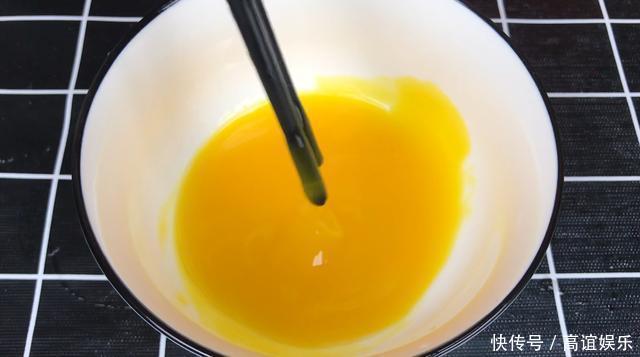 电饭锅版蜂蜜小面包,不放一滴水蓬松暄软,我们全家人都爱吃