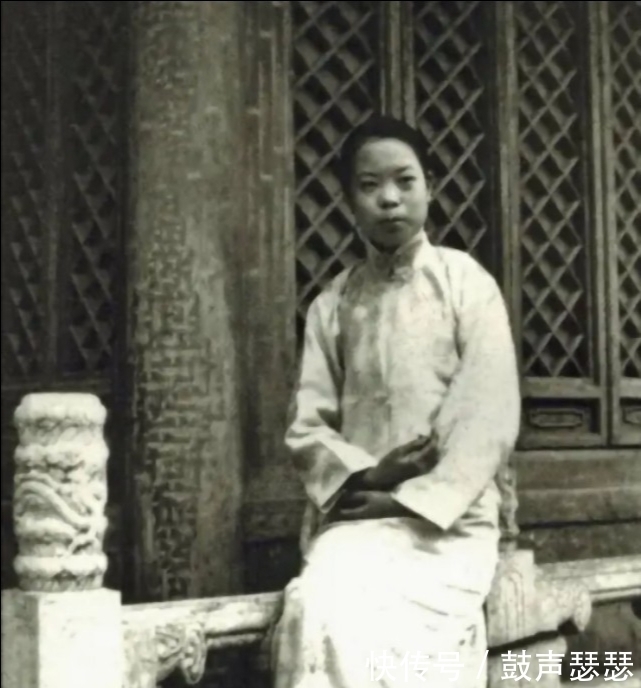 平淡无奇|老照片,单眼皮的陆小曼平淡无奇,20岁的林徽因比明星画了妆都美