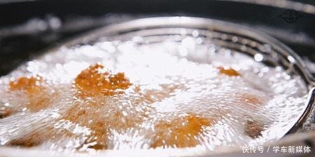 炸萝卜丸子,加面粉还是淀粉大厨都不对,加这2样,酥脆可口!