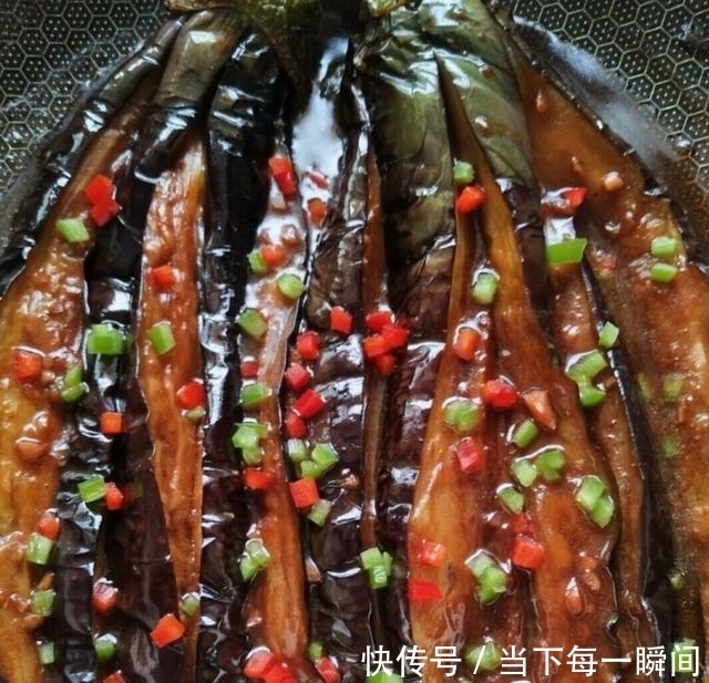 老醋|老醋茄子，茄子有了这个做法其他做法可以不要了