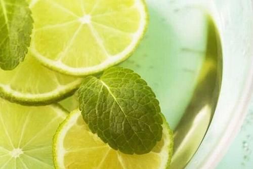 食物|会吃的人最健康,三种食物离不开,排毒养颜,越吃越年轻!