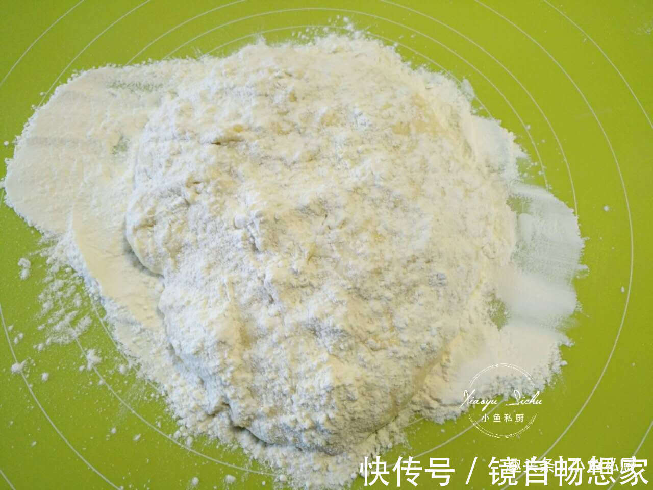 早餐饼又出新做法，不揉面，不发酵，3分钟出锅，香软好吃有层次