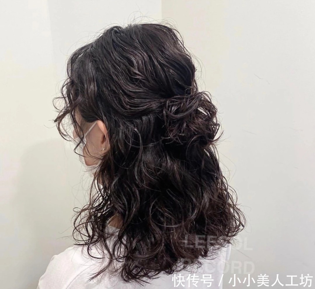 脸型|最值得尝试的17款发型,无论长短都很心动,越看越喜欢