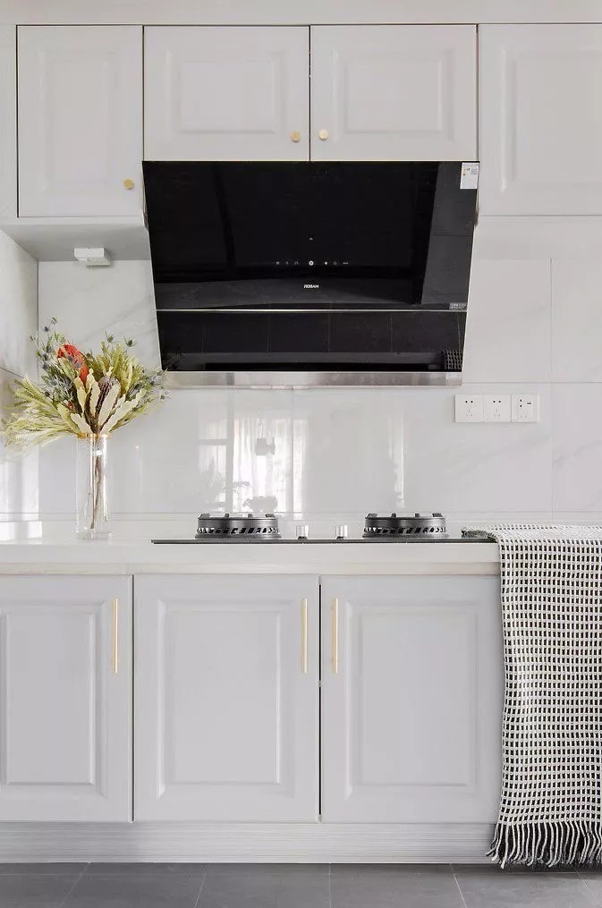 优雅|100㎡轻奢现代欧式风,大胆的色彩搭配,装出别样的优雅格调!