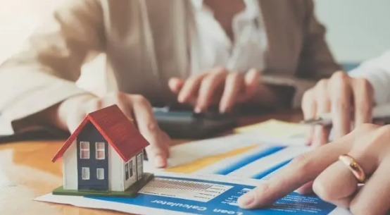 贷款|房贷选择提前还是按期还?小心给银行“白送钱”