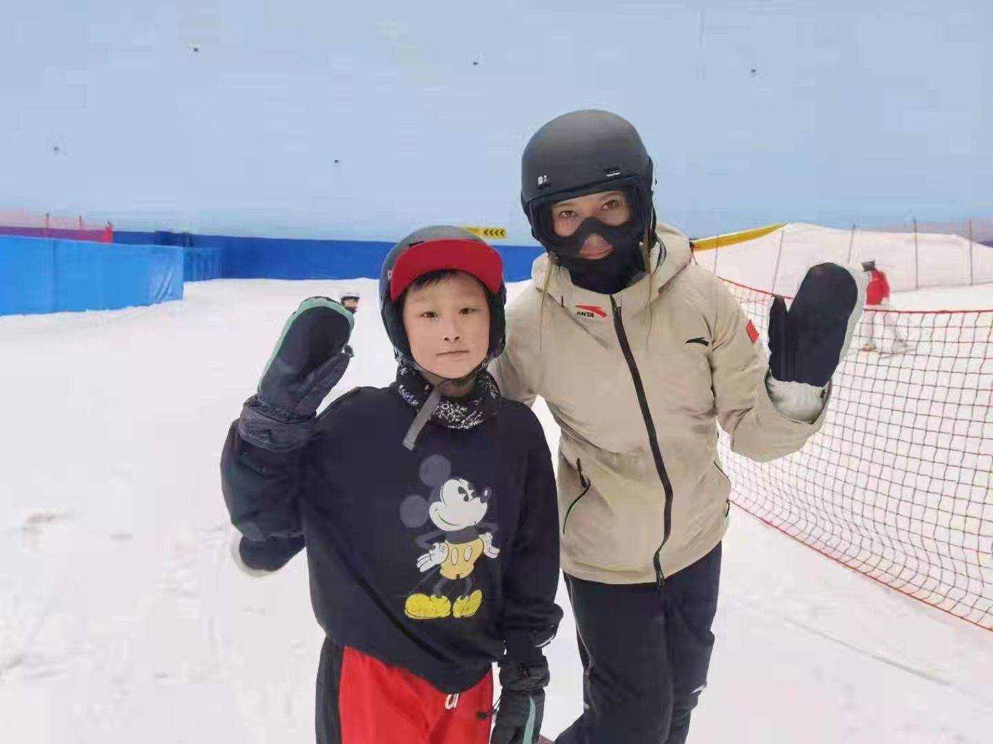 北冰南展|视频｜这些与谷爱凌、苏翊鸣同场训练的上海小学生：向哥哥、姐姐学习，我们也要走上冬奥的赛场