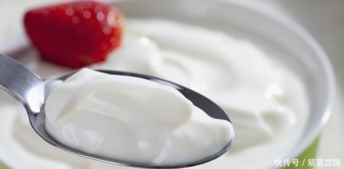 改善|对于皮肤暗黄的女孩子, 可以通过选择吃这几种食物来改善!