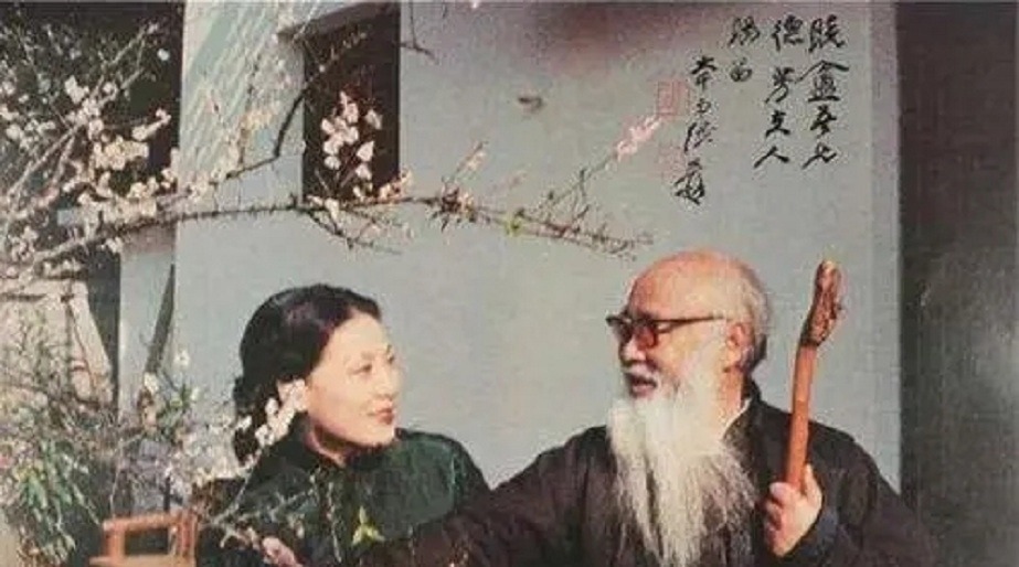 徐雯波#张大千教12岁徐雯波学画,6年后娶她为妻,送其一幅画卖了4377万