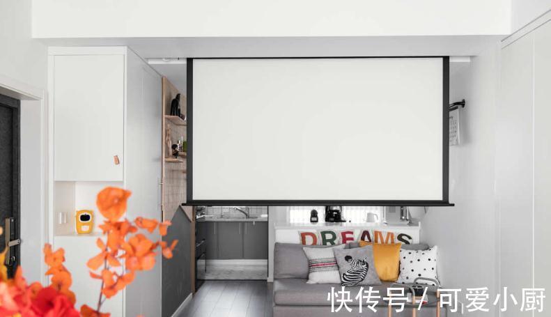 阳台|一家三口住,客厅不放沙发茶几,把阳台抬高,93㎡的家简约漂亮!