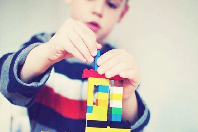 “怪癖”的娃可能是高智商,三大特征很明显,父母别扼杀了