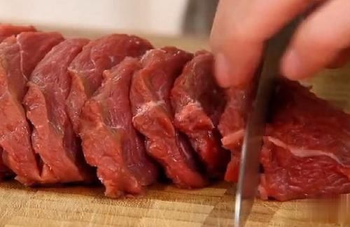 中老年人|年龄越大,越要吃肉?医生给出答案:这3种肉类,多吃也没关系