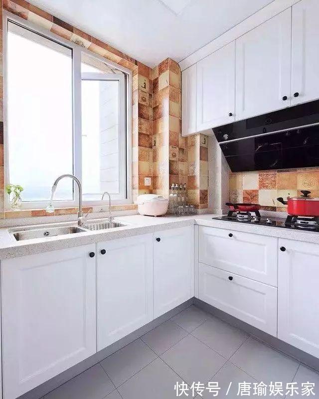 衣帽间|76m2温馨小家,麻雀虽小五脏俱全,还挤出一个的衣帽间