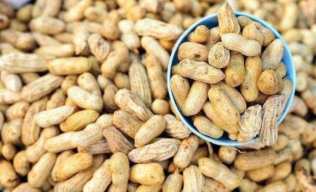 衰老|5类食物是“衰老加速器”，常吃或许会使人老得更快，你还在吃吗