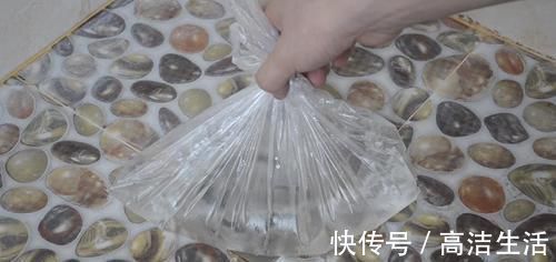 实用|下水道口放一个气球，作用真强大，解决家家户户的一个烦恼，超实用