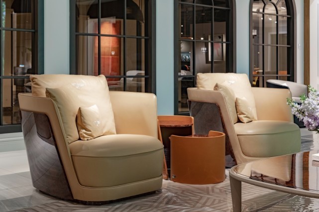 butterfly|什么样的客厅低调又高级？看完宾利的七个客厅，你的标准将被刷新