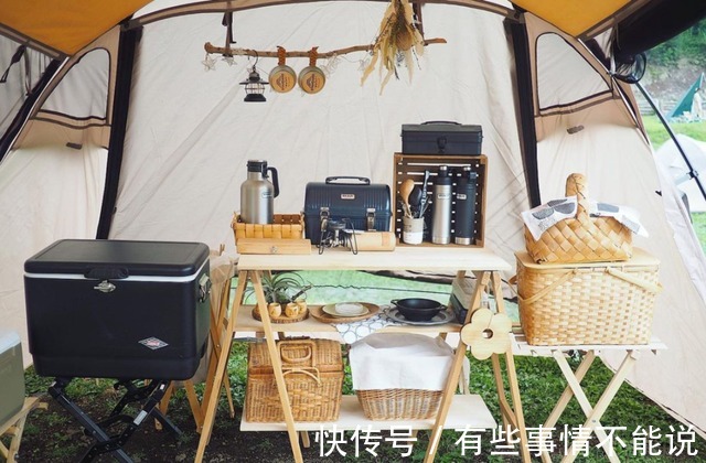 疫情 后疫情时代,EG能给到“Indoor”风怎样的穿搭灵感!