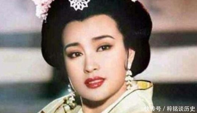 还给|武则天死前为何又把江山还给了李家?两百年后才发现她有多聪明