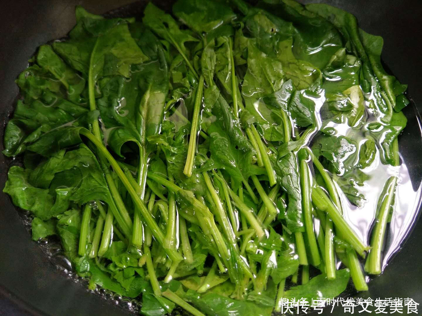 营养|夏天,教你一道面食,冰凉爽口,入口即化,营养美味,比凉皮还香