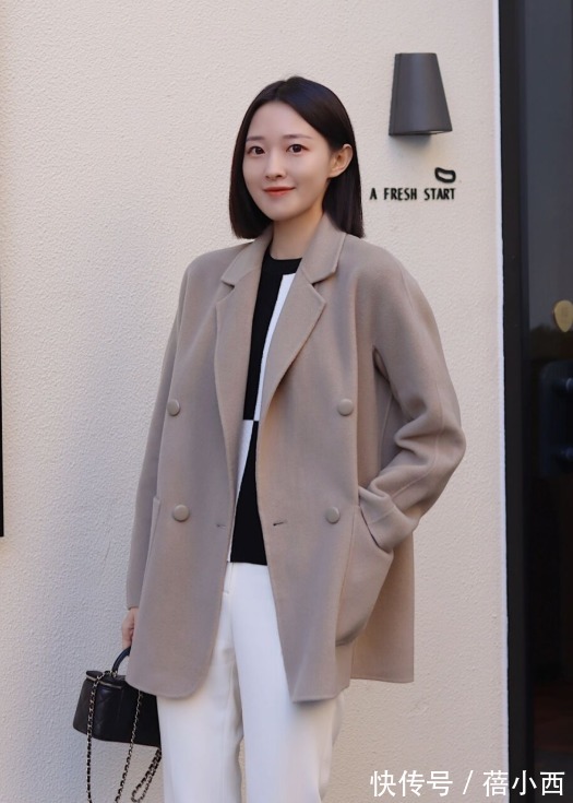 气质|再冷也不能乱穿衣,气质女性给自己买这4件外套吧,时髦有气质!