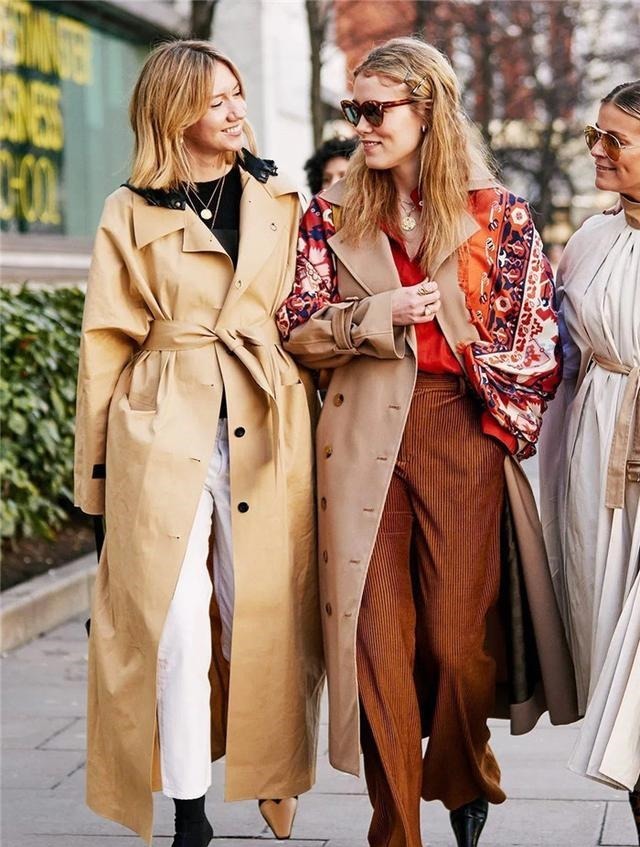 烟管裤 气温回升,及时get风衣的3种搭配法则,穿出时尚韵味!