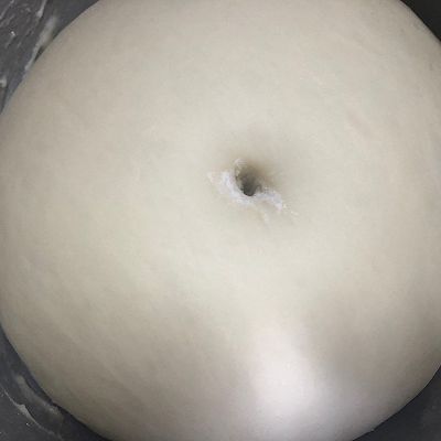 葡萄干椰蓉小面包